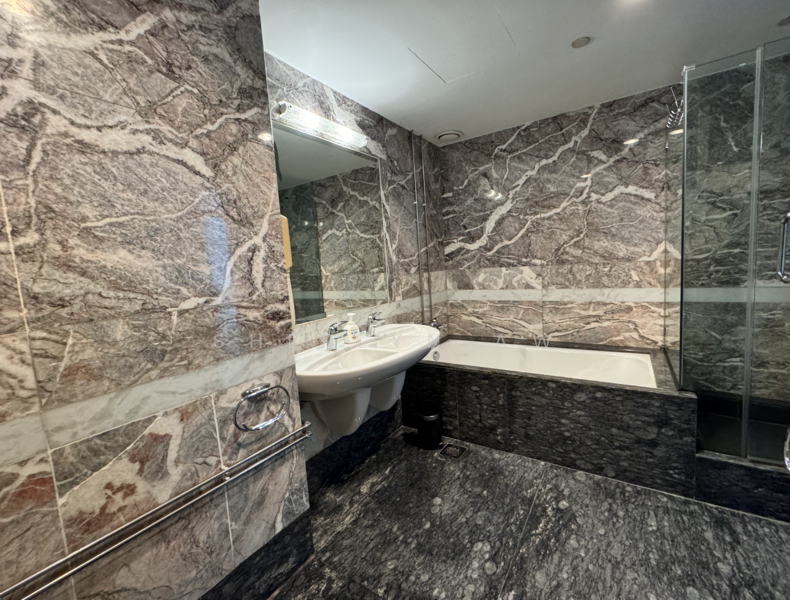 Riverside 48 Apartment For Sale at S$ 1,849,999 | PropertyGuru Singapore - Bathroom