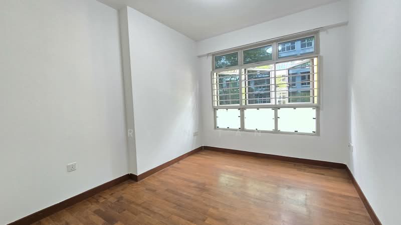 215A Compassvale Drive HDB Flat For Sale at S$ 718,888 | PropertyGuru Singapore - Interior