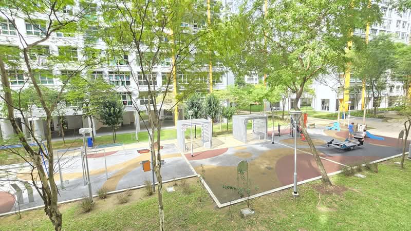 215A Compassvale Drive HDB Flat For Sale at S$ 718,888 | PropertyGuru Singapore - Exterior