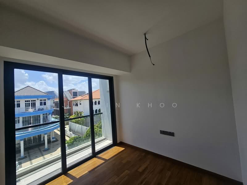 🏠 District 14 Luxury Brand New Semi-Detached at Kembangan ☀️ Semi-Detached House For Sale at S$ 6,800,000 | PropertyGuru Singapore
