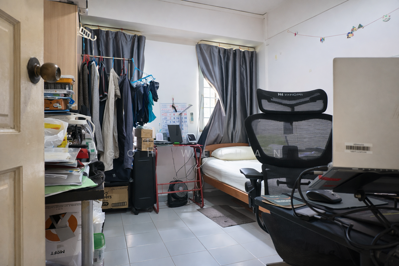 161 Mei Ling Street HDB Flat For Sale at S$ 460,000 | PropertyGuru Singapore - Bedroom 1