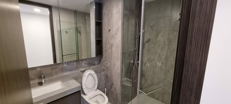 Parc Clematis Condominium For Sale at S$ 989,000 | PropertyGuru Singapore - Bathroom