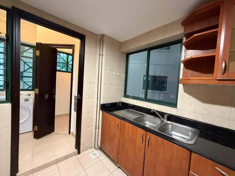 The Bencoolen, 180A Bencoolen Street, 2 Bedrooms, 883 sqft, Condominium For Rent, by Bryant Tan Zhi Yong, 500078356 - Kitchen - PropertyGuru.com.sg