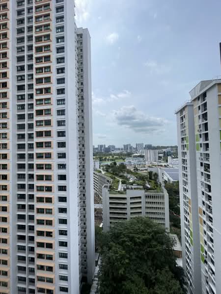 26 Dover Crescent HDB Flat For Sale at S$ 848,000 | PropertyGuru Singapore - Exterior