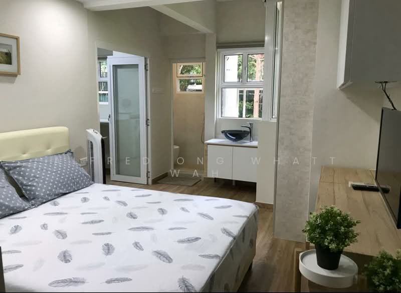 Hollywood Apartments, 100-100D Oxley Rise, 3 Bedrooms, 990 sqft, Apartment For Sale, by Alfred Ong Whatt Wah, 500078378 - Studio Unit - PropertyGuru.com.sg