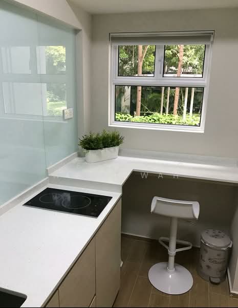 Hollywood Apartments, 100-100D Oxley Rise, 3 Bedrooms, 990 sqft, Apartment For Sale, by Alfred Ong Whatt Wah, 500078378 - Studio Kitchen - PropertyGuru.com.sg