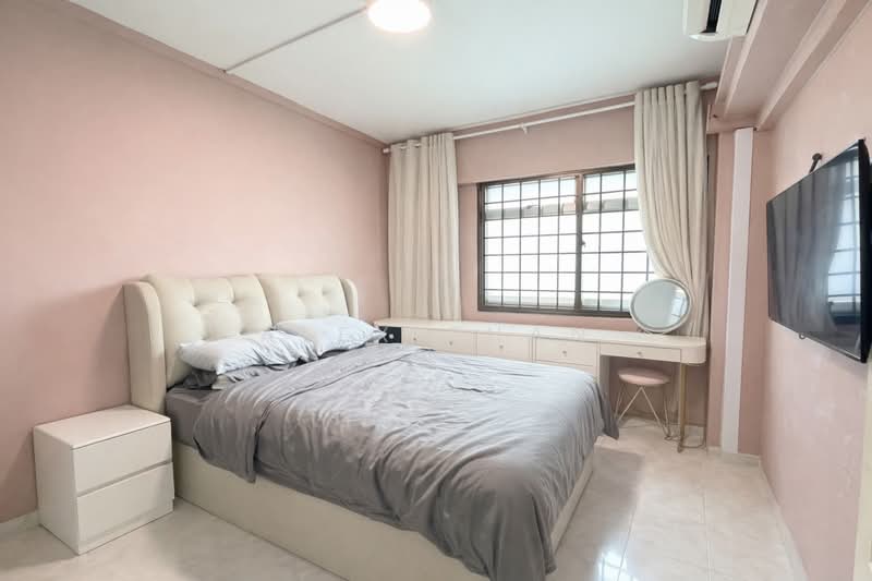 554 Woodlands Drive 53 HDB Flat For Sale at S$ 510,000 | PropertyGuru Singapore - Bedroom