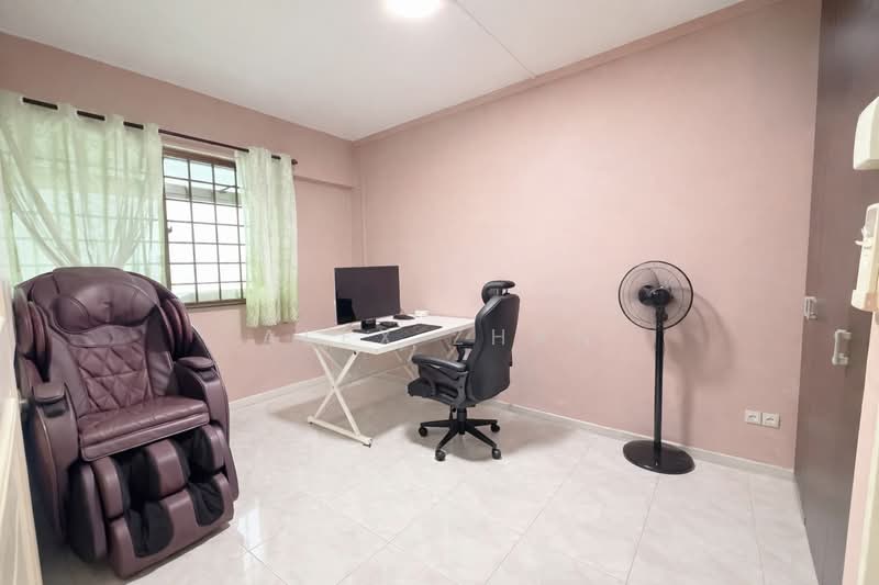 554 Woodlands Drive 53 HDB Flat For Sale at S$ 510,000 | PropertyGuru Singapore - Study