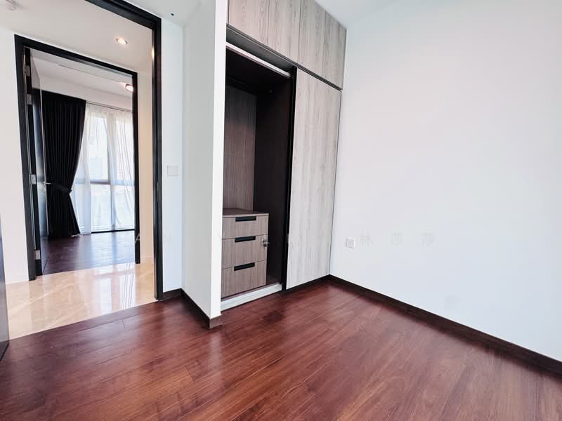 Irwell Hill Residences Condominium For Sale at S$ 2,880,000 | PropertyGuru Singapore - Bedroom