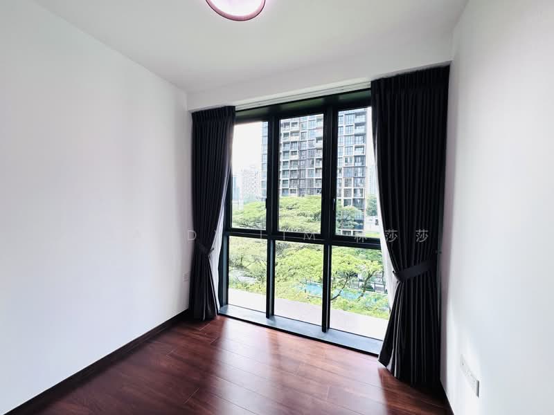 Irwell Hill Residences Condominium For Sale at S$ 2,880,000 | PropertyGuru Singapore - Bedroom View