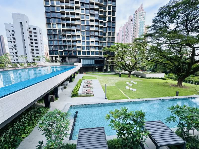 Irwell Hill Residences Condominium For Sale at S$ 2,880,000 | PropertyGuru Singapore - Lush Greenery/Pool View