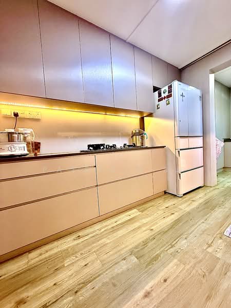 101 Ah Hood Road HDB Flat For Sale at S$ 1,050,000 | PropertyGuru Singapore - Kitchen