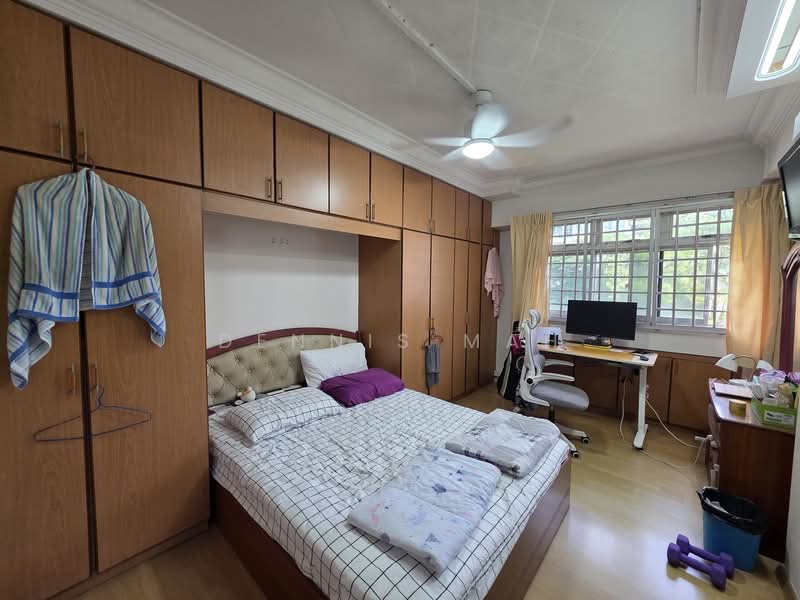 569 Choa Chu Kang Street 52 HDB Flat For Sale at S$ 599,999 | PropertyGuru Singapore - Bedroom