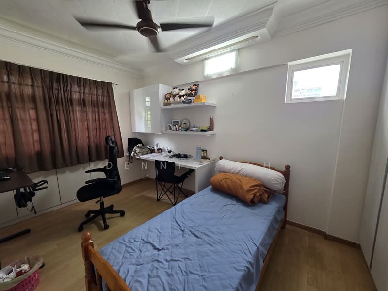 569 Choa Chu Kang Street 52 HDB Flat For Sale at S$ 599,999 | PropertyGuru Singapore - Bedroom