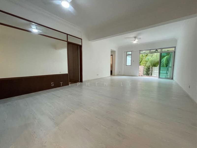 Avila Gardens, 19 Flora Road, 3 Bedrooms, 1,325 sqft, Condominium For Rent, by Stephen Lee, 500078393 - Original dining/living room as is. - PropertyGuru.com.sg