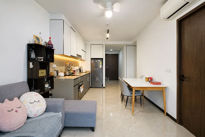 Normanton Park, 55 Normanton Park, Buona Vista / West Coast / Clementi New Town, 2 Bedrooms, 560 sqft, Condominium For Sale, by Yin Fern Teng, 500078399 - Living Room - PropertyGuru.com.sg