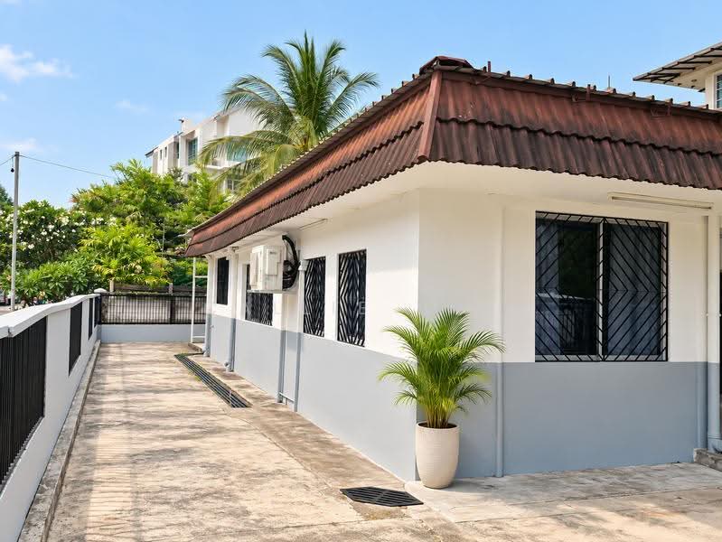 Telok Kurau Lor J, East Coast / Marine Parade, 7 Bedrooms, 3,500 sqft, Detached House For Rent, by Callie Tan, 500078437 - PropertyGuru.com.sg