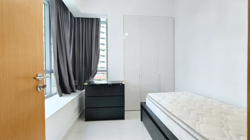 Oasis Garden Condominium For Sale at S$ 1,680,000 | PropertyGuru Singapore - Bedroom