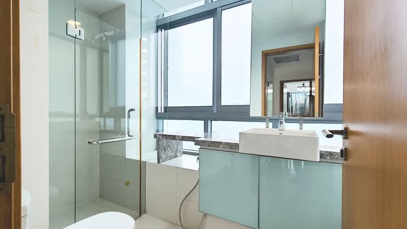 Oasis Garden Condominium For Sale at S$ 1,680,000 | PropertyGuru Singapore - Bathroom
