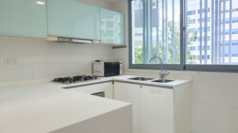 Oasis Garden Condominium For Sale at S$ 1,680,000 | PropertyGuru Singapore - Kitchen