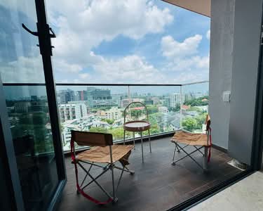 For Rent - Hill House