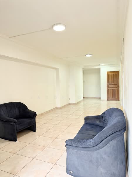 837 Hougang Central, 837 Hougang Central, 3 Bedrooms, 1,259 sqft, HDB Flat For Sale, by Jason Ong, 500078476 - Living Room - PropertyGuru.com.sg