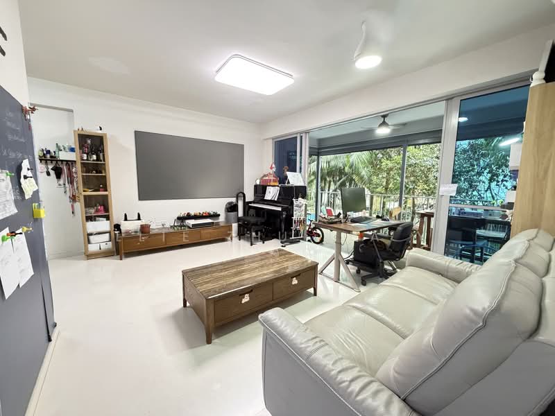 Q Bay Residences, 9 Tampines Street 86, 3 Bedrooms, 1,033 sqft, Condominium For Rent, by Ellie Zhu Jia Yi, 500078487 - Living Room - PropertyGuru.com.sg