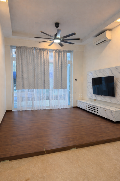 La Casa, 50 Woodlands Drive 16, 3 Bedrooms, 1,227 sqft, Condominium For Rent, by Lawrence Khoo, 500078491 - Living Room - PropertyGuru.com.sg