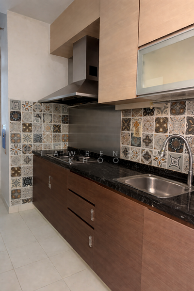 La Casa, 50 Woodlands Drive 16, 3 Bedrooms, 1,227 sqft, Condominium For Rent, by Lawrence Khoo, 500078491 - Kitchen - PropertyGuru.com.sg