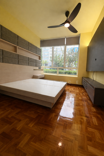 La Casa, 50 Woodlands Drive 16, 3 Bedrooms, 1,227 sqft, Condominium For Rent, by Lawrence Khoo, 500078491 - Master Bedroom - PropertyGuru.com.sg