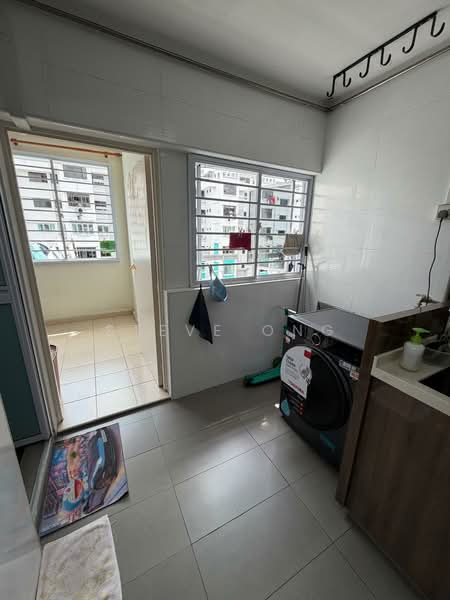 34 Marsiling Drive HDB Flat For Sale at S$ 488,888 | PropertyGuru Singapore - Balcony