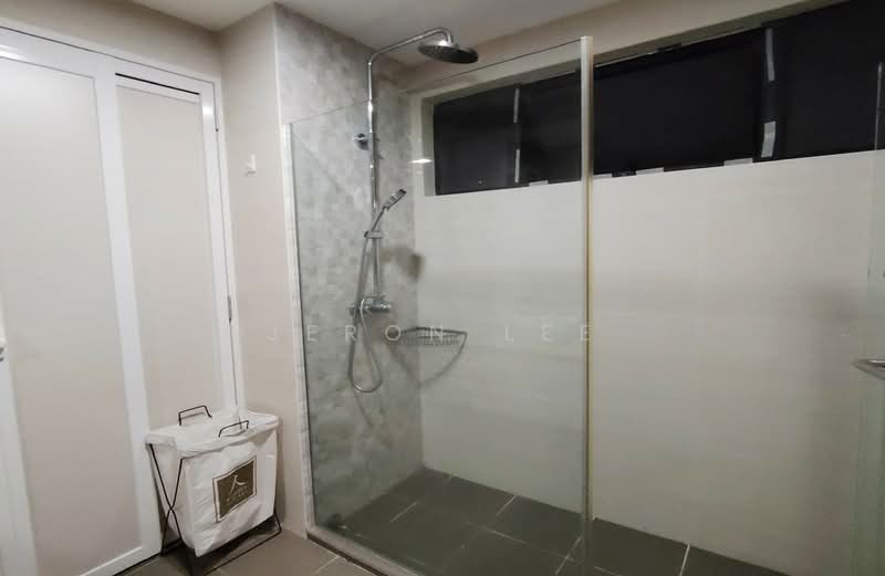Dover Parkview, 36 Dover Rise, Room Rental, 165 sqft, Condominium For Rent, by Jeron Lee, 500078532 - Bathroom - PropertyGuru.com.sg