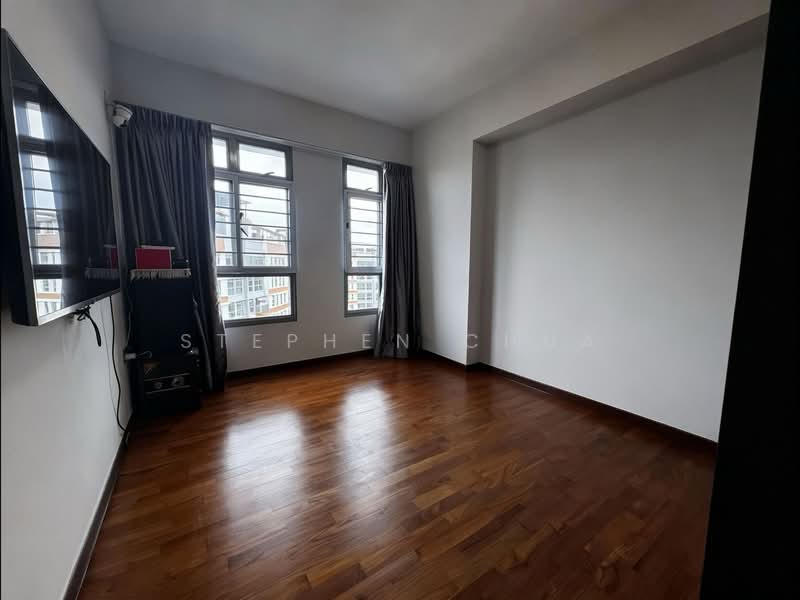 684D Edgedale Plains HDB Flat For Sale at S$ 898,000 | PropertyGuru Singapore - Interior