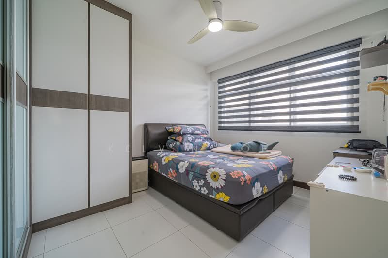 209A Punggol Place HDB Flat For Sale at S$ 688,000 | PropertyGuru Singapore - Bedroom