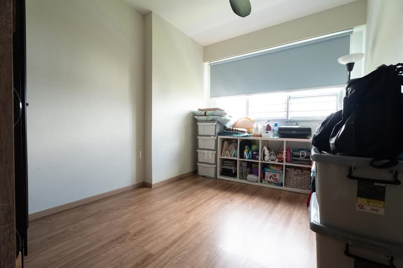 890A Woodlands Drive 50 HDB Flat For Sale at S$ 670,000 | PropertyGuru Singapore - Common Bedroom 2