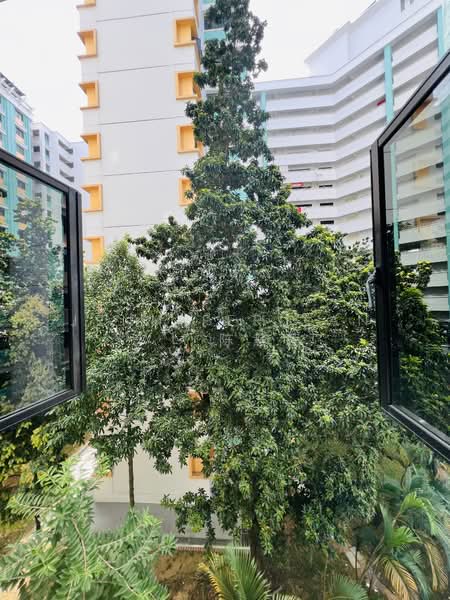 295A Compassvale Crescent HDB Flat For Sale at S$ 685,000 | PropertyGuru Singapore - Exterior