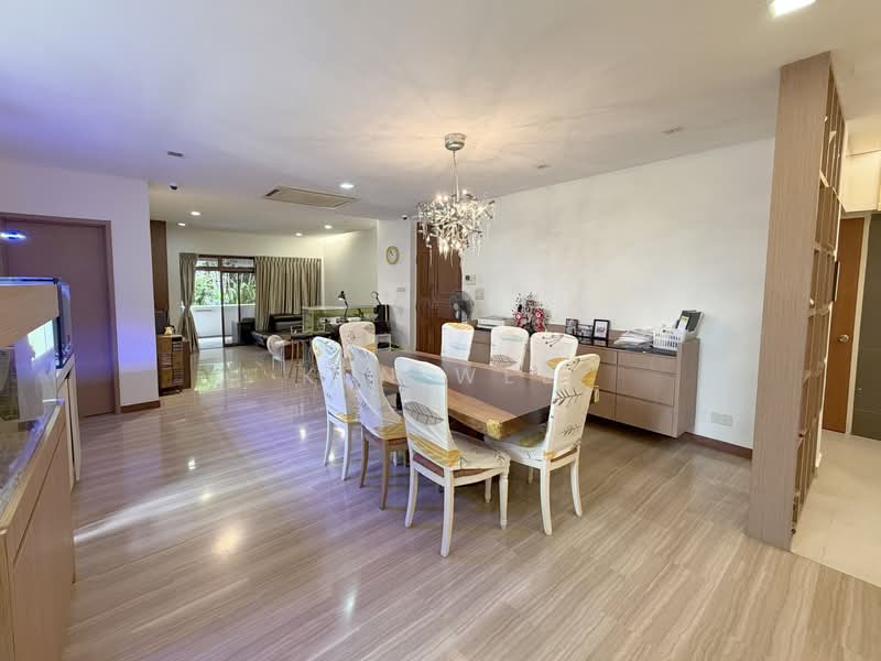 Astrid Meadows Condominium For Sale at S$ 5,498,000 | PropertyGuru Singapore - Dining Room