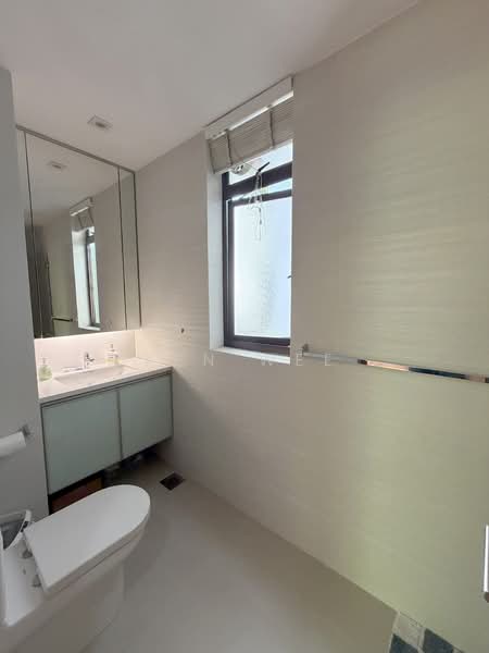 Astrid Meadows Condominium For Sale at S$ 5,498,000 | PropertyGuru Singapore - Bathroom