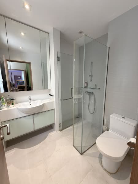 Astrid Meadows Condominium For Sale at S$ 5,498,000 | PropertyGuru Singapore - Bathroom