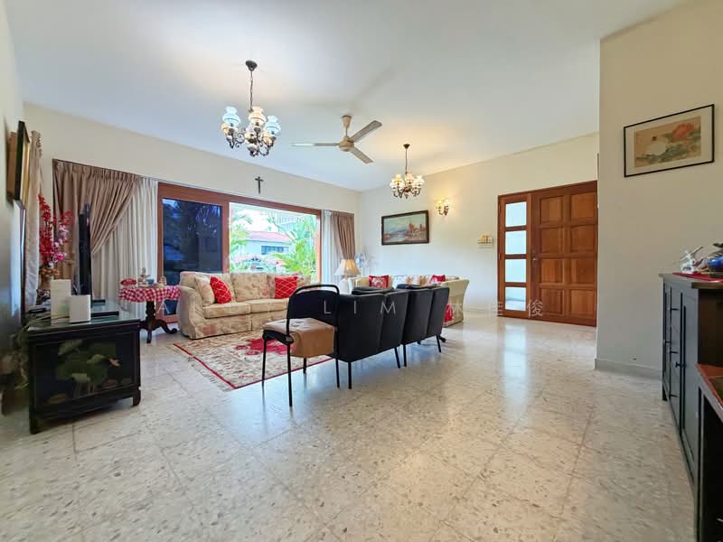 Seletar Hills Estate Semi-Detached House For Sale at S$ 6,780,000 | PropertyGuru Singapore - Living Room