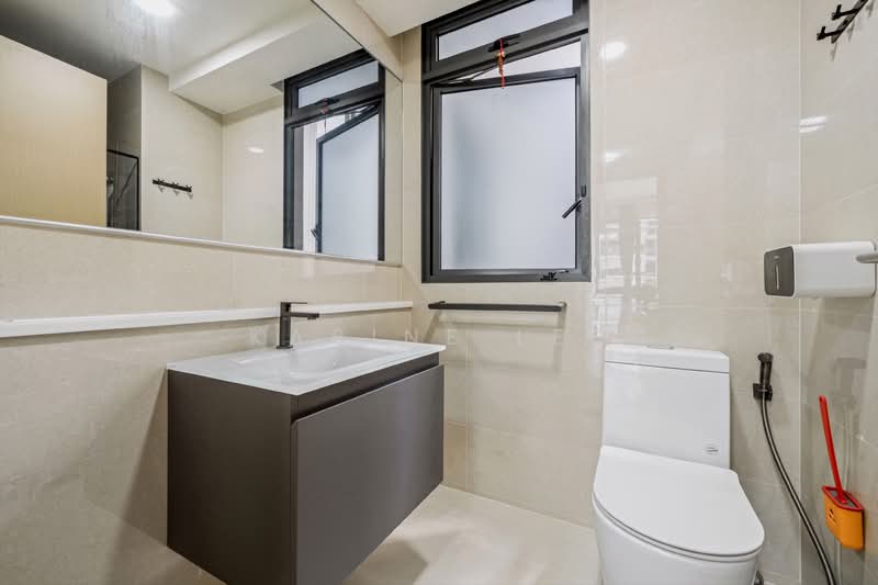 Twin Waterfalls, 110 Punggol Walk, 3 Bedrooms, 1,087 sqft, Executive Condominium For Rent, by Karine Lee, 500078554 - Bathroom - PropertyGuru.com.sg