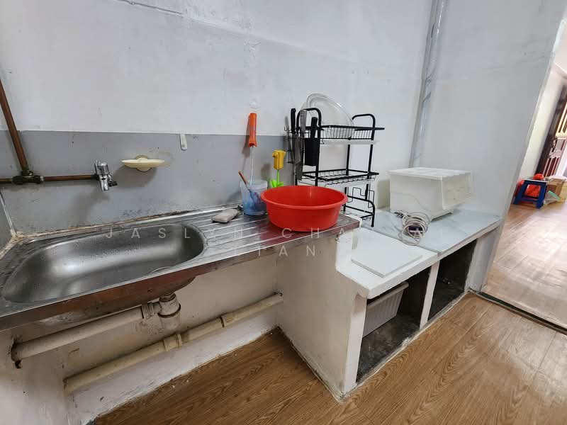 163 Stirling Road, 163 Stirling Road, 3 Bedrooms, 710 sqft, HDB Flat For Rent, by Jaslyn Chan Ai Lian, 500078612 - Kitchen - PropertyGuru.com.sg