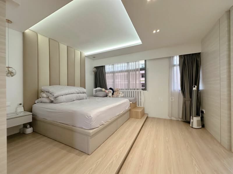 620A Tampines Street 61 HDB Flat For Sale at S$ 848,888 | PropertyGuru Singapore - Bedroom