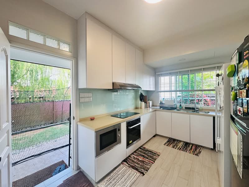 Vanda Drive, Vanda Drive, 5 Bedrooms, 3,800 sqft, Semi-Detached House For Rent, by Linda Ee, 500078623 - Kitchen - PropertyGuru.com.sg