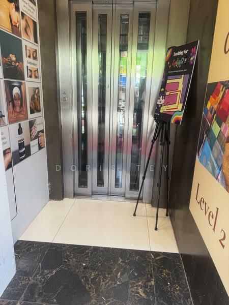 119 Serangoon road, Serangoon road, Farrer Park / Serangoon Rd, 2,864 sqft, Shop / Shophouse For Sale, by Doris Tey, 500078635 - Entrance - CommercialGuru.com.sg