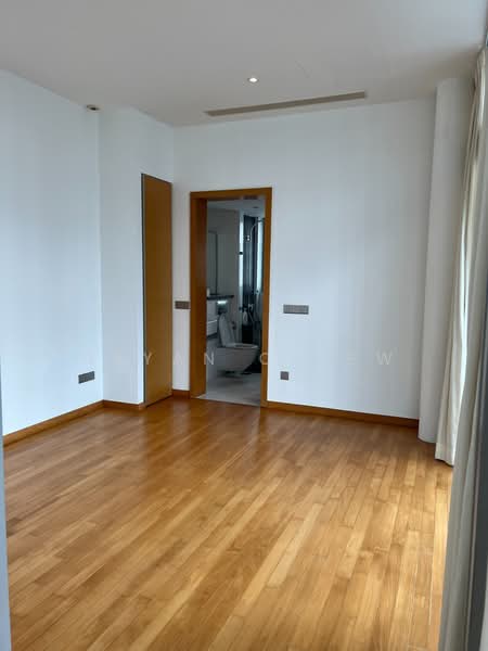 The Oceanfront @ Sentosa Cove Condominium For Sale at S$ 7,888,888 | PropertyGuru Singapore - Bathroom