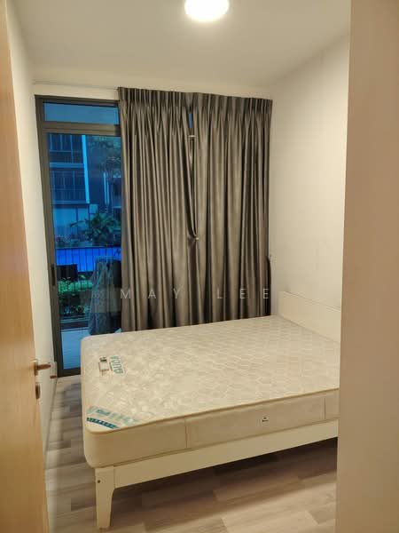 La Fiesta Condominium For Sale at S$ 2,179,000 | PropertyGuru Singapore - Bedroom