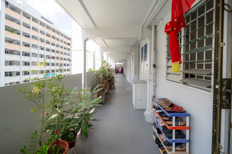 134 Yishun Street 11 HDB Flat For Sale at S$ 450,000 | PropertyGuru Singapore - Exterior