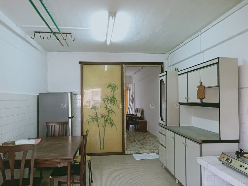 611 Ang Mo Kio Avenue 5, 611 Ang Mo Kio Avenue 5, 2 Bedrooms, 821 sqft, HDB Flat For Rent, by Michael Ong, 500078668 - Kitchen - PropertyGuru.com.sg
