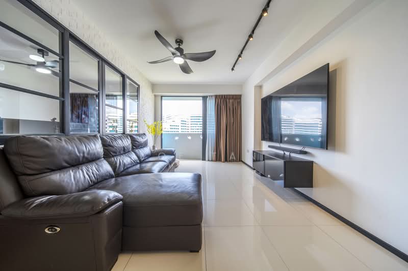 308A Punggol Walk HDB Flat For Sale at S$ 825,000 | PropertyGuru Singapore - Living Room